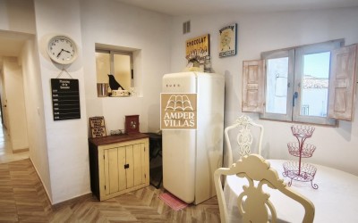 Деревенский дом в Альтеа-ла-Велья, двухэтажный, с несколькими террасами